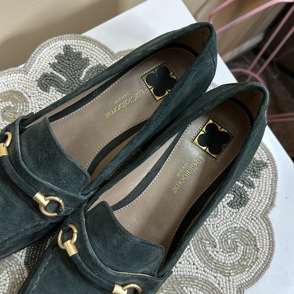 Emerald green suede Liz Claiborne loafers - Picture 5 of 10
